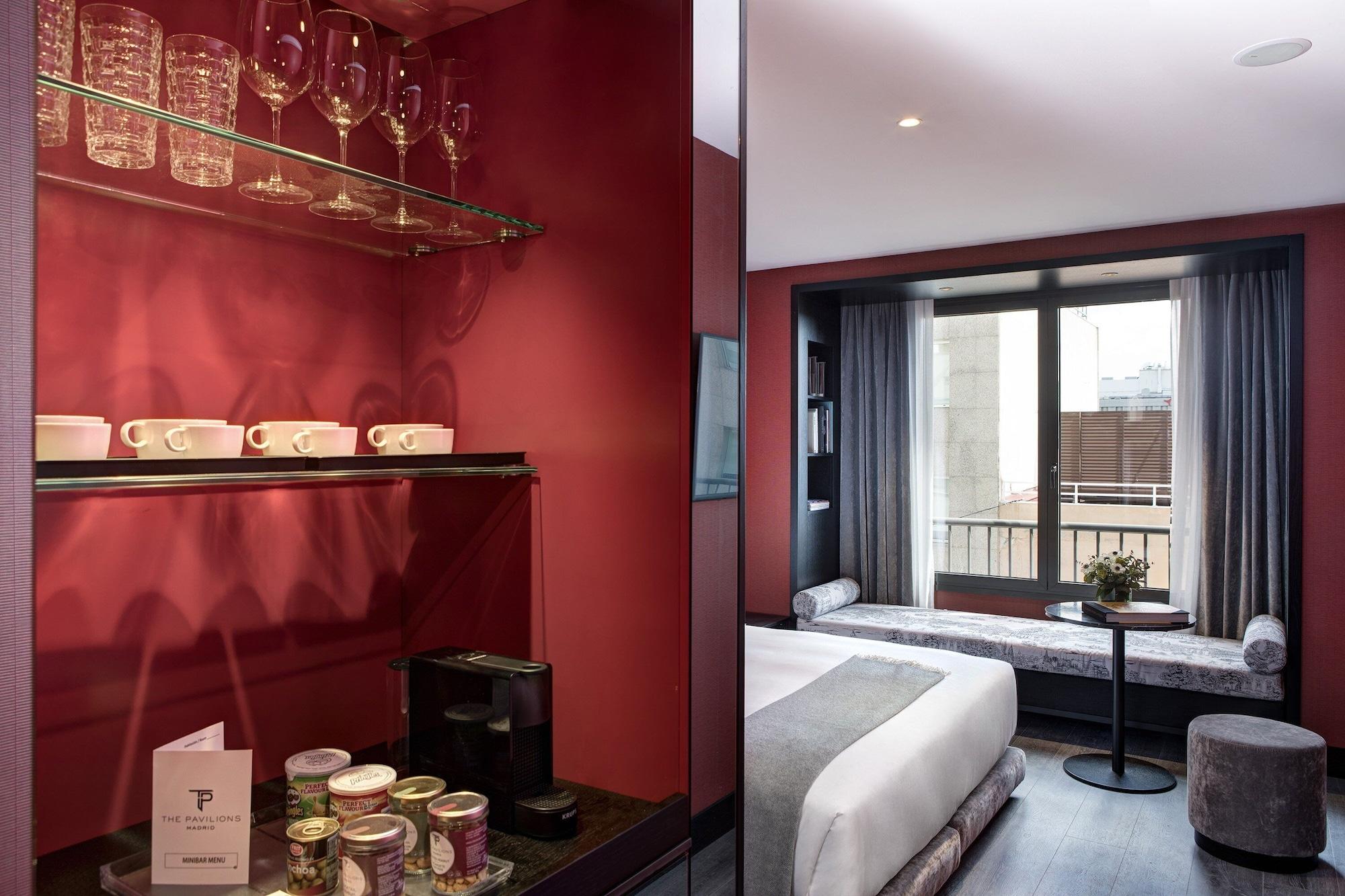เดอะ พาวิเลียน มาดริด โฮเต็ล Hotel ภายนอก รูปภาพ